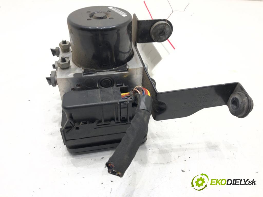 VOLVO V40 liftback 2014 84 kW D2 1560 Pumpa ABS P31423315 (Pumpa ABS)