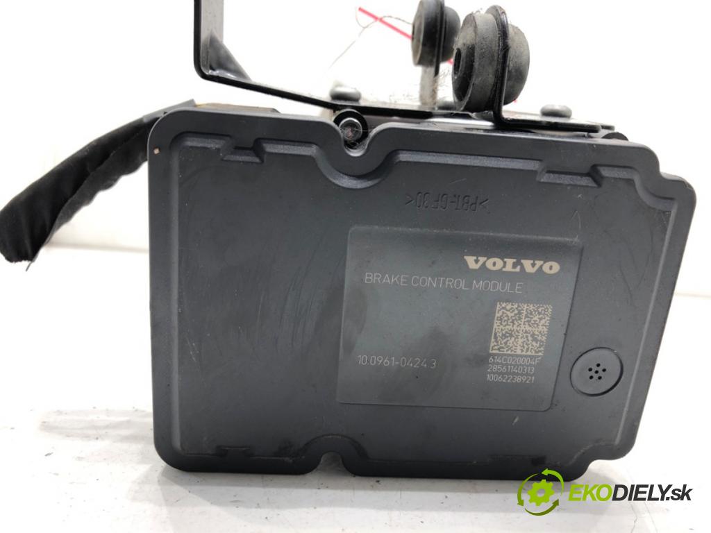 VOLVO V40 liftback 2014 84 kW D2 1560 Pumpa ABS P31423315 (Pumpa ABS)