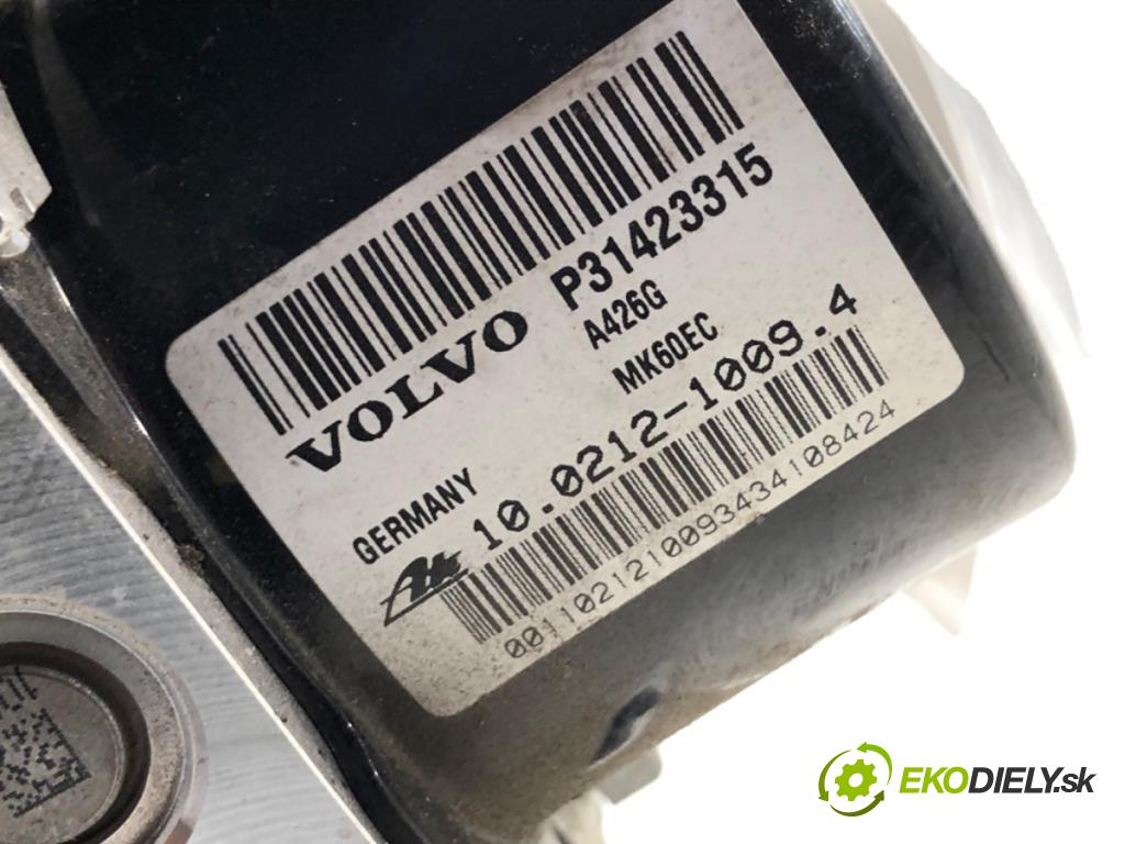 VOLVO V40 liftback 2014 84 kW D2 1560 Pumpa ABS P31423315 (Pumpa ABS)