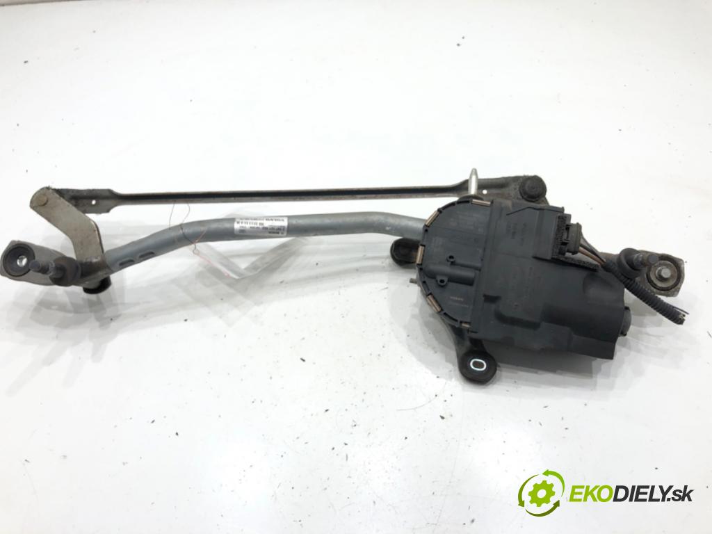 VOLVO V40 liftback 2014 84 kW D2 1560 mechanismus stěračů přední část 31378574 (Motorek stěračů přední)
