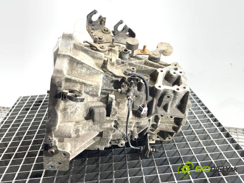 TOYOTA YARIS II liftback 2009 74 kW 1.33 VVT-i (NSP90_) 1329 Prevodovka 33111-05040 (Prevodovka)