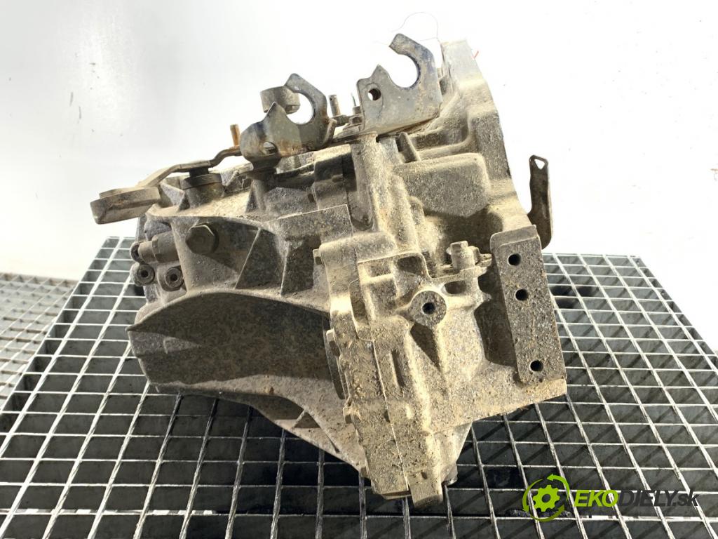 TOYOTA YARIS II liftback 2009 74 kW 1.33 VVT-i (NSP90_) 1329 Prevodovka 33111-05040 (Prevodovka)