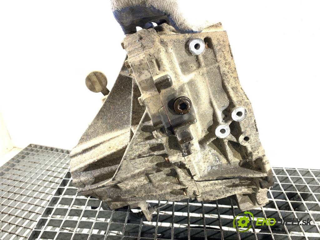 TOYOTA YARIS II liftback 2009 74 kW 1.33 VVT-i (NSP90_) 1329 Prevodovka 33111-05040 (Prevodovka)