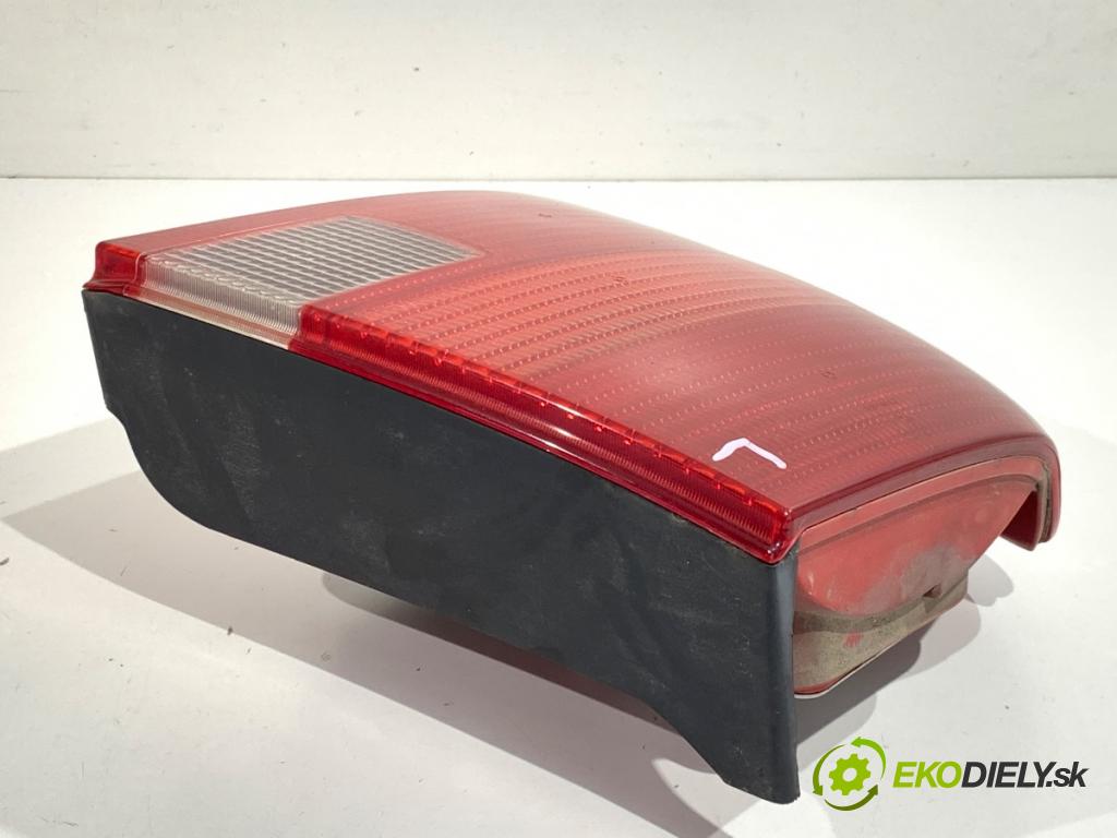 VW PASSAT B5 sedan 1998 81 kW 1.9 TDI 1896 Svetlo ľavy zad 3B5945095F