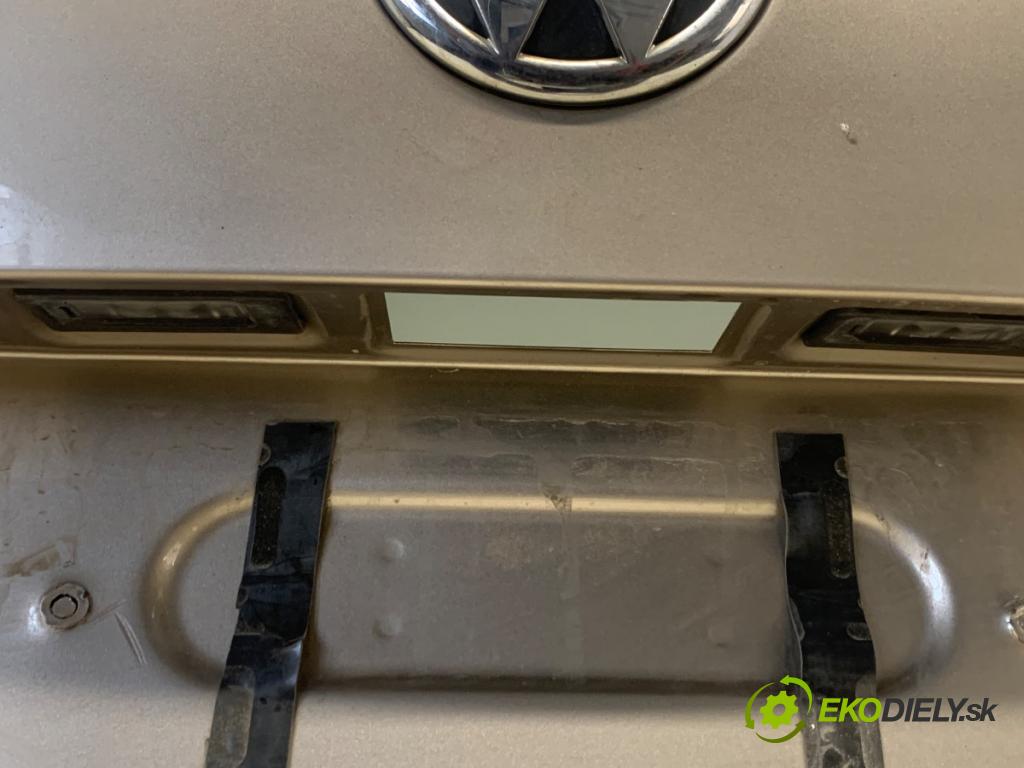 VW TOURAN nadwozie wielkoprzestrzenne (MPV) 2014 77 kW 1.6 TDI 1598 kapota zadní část LA1X