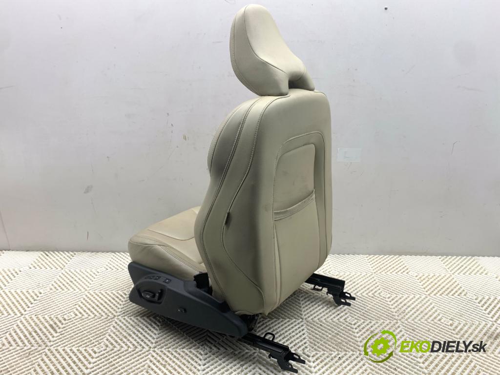 VOLVO XC60 I SUV 2016 140 kW D4 AWD 2400 Sedadlo ľavy predný
