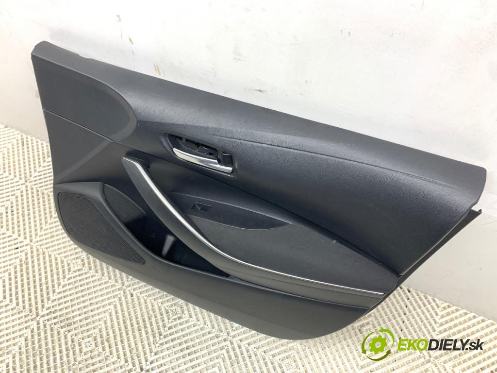 TOYOTA COROLLA E21 sedan 2020 72 kW 1.8 VVTi Hybrid (ZWE211, MZEA12) 1798 čalúnenie Dvere pravy predný
