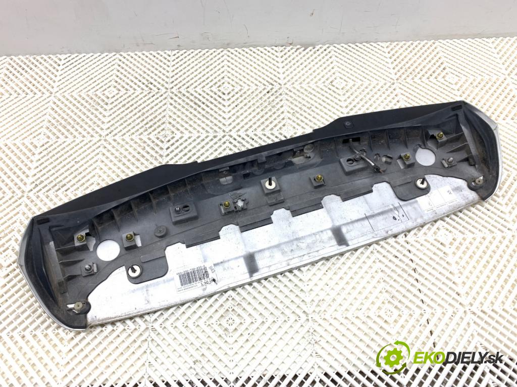 VOLVO V40 liftback 2014 110 kW D3 1984 Spoiler 31253973-02 (Spoiler)