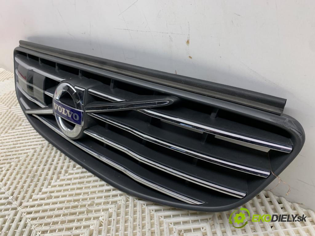 VOLVO XC60 I SUV 2016 140 kW D4 AWD 2400 Mriežka maska (Mriežka predná (maska chladiča))