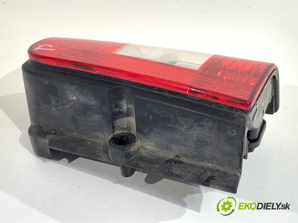 CITROEN BERLINGO I Nadwozie pełne/minivan 2004 66 kW 2.0 HDI 90 (MBRHY, MCRHY) 1997 Svetlo pravy zad 9657976980