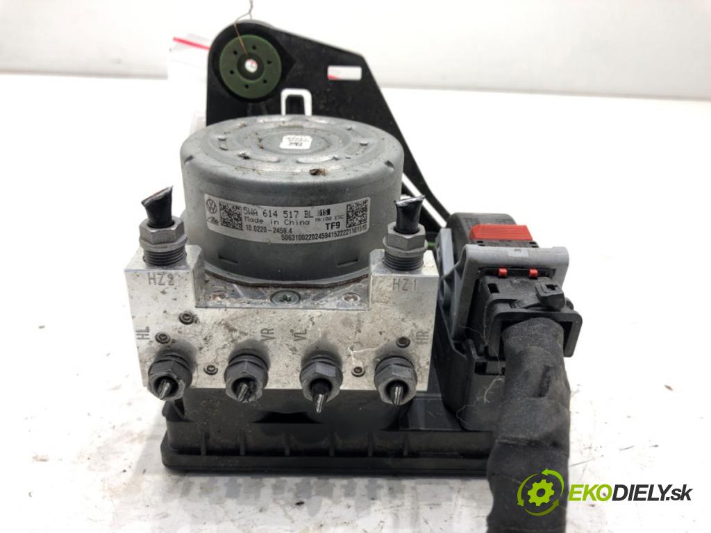VW GOLF VIII Kombi 2022 110 kW 2.0 TDI 1968 pumpa ABS 5WA614517BL (Pumpa ABS)