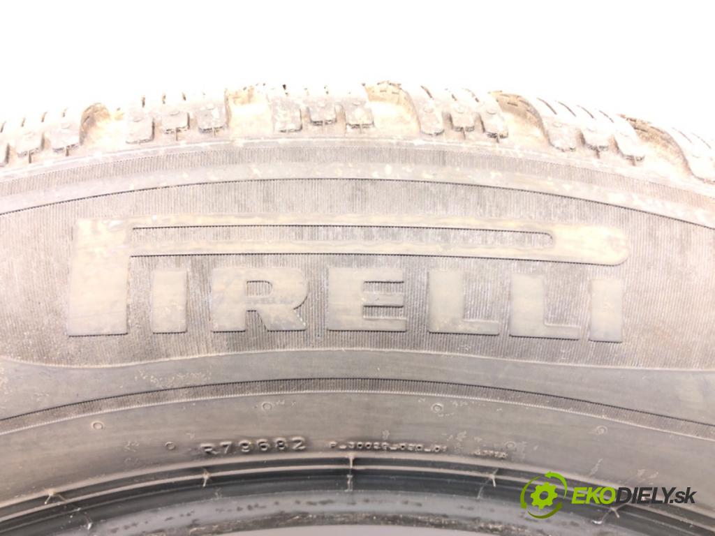 --- --- PNEUMATIKA: zima 2X 235/55 R19 PIRELLI