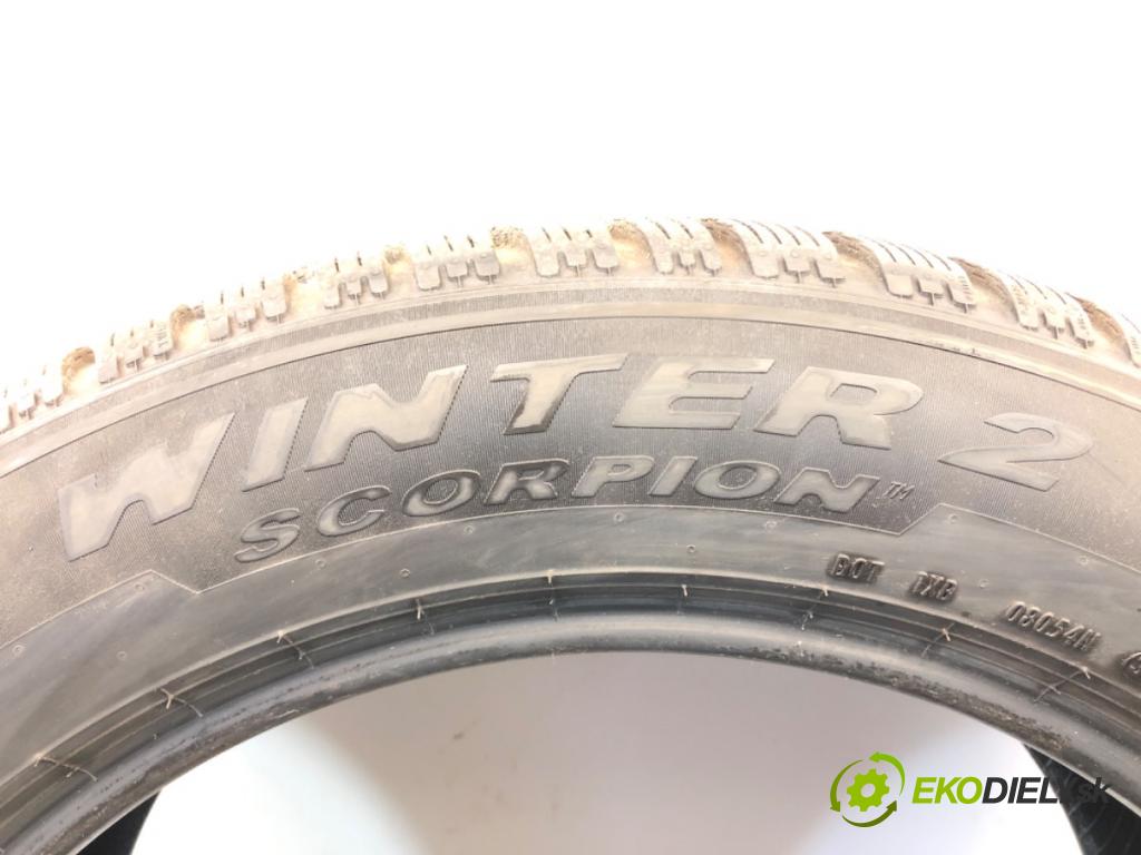 --- --- PNEUMATIKA: zima 2X 235/55 R19 PIRELLI