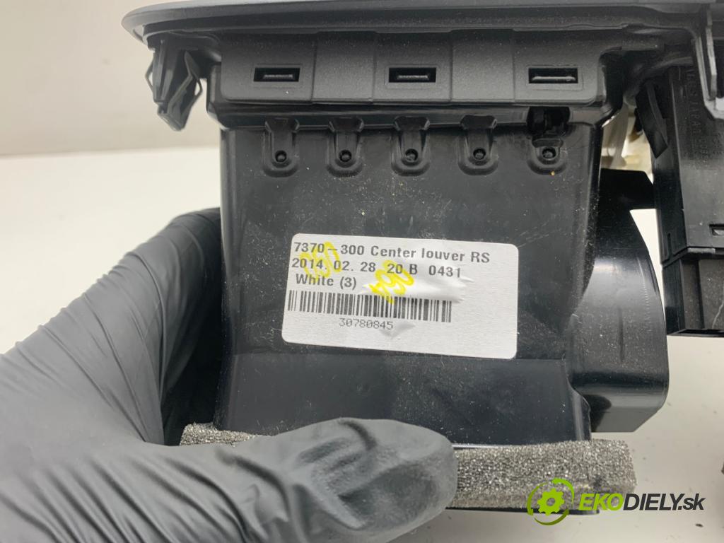 VOLVO V40 liftback 2014 110 kW D3 1984 Mriežky kúrenia predný 1284618