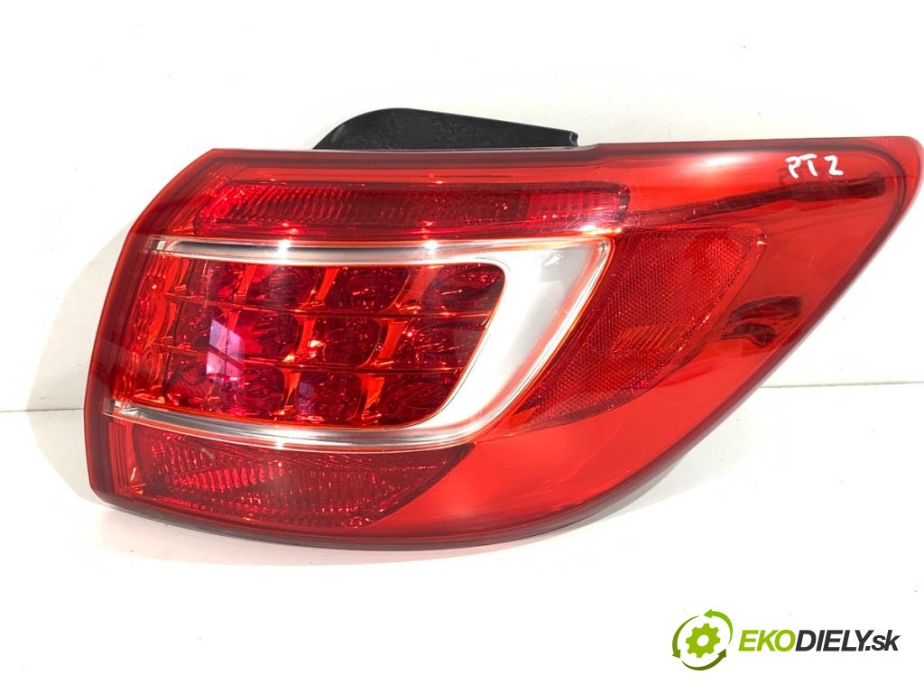 KIA SPORTAGE III SUV 2013 99 kW 1.6 GDI 1591 světlo pravý zadní část 92402-3W0