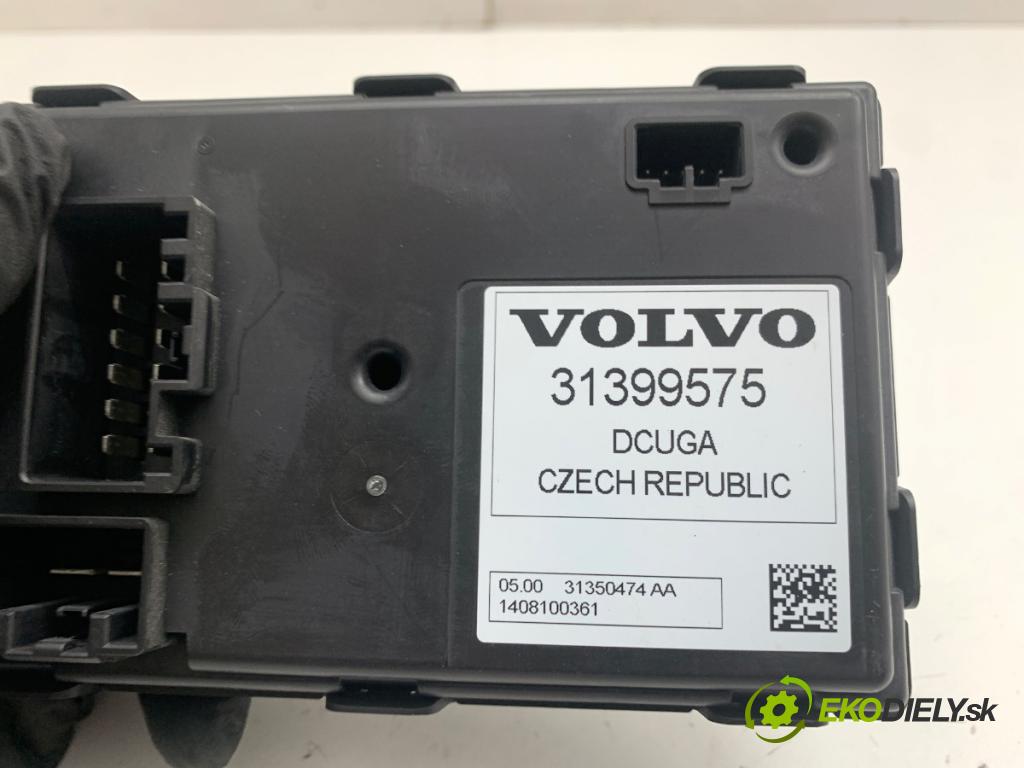 VOLVO V40 liftback 2014 110 kW D3 1984 modul tažného oka 31399575 (Řídící jednotka ostatní)