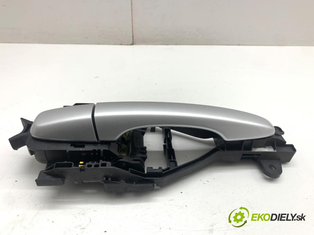 VOLVO V40 liftback 2014 110 kW D3 1984 Kľučka vonkajšia ľavy zad 31276168