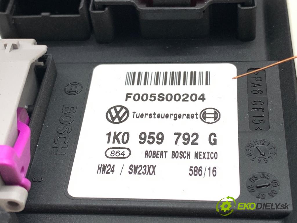 VW JETTA III sedan 2005 77 kW 1.9 TDI 1896 Motor sťahovania okna pravy predný 1K5837402P