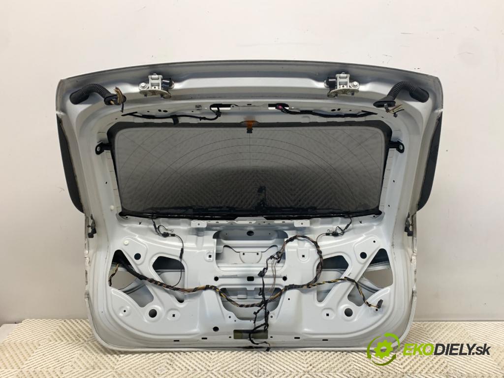 BMW E84 SUV 2013 180 kW xDrive 28 i 1997 kapota zadní část