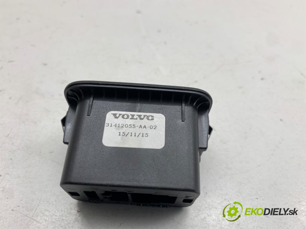 VOLVO XC60 I SUV 2016 140 kW D4 AWD 2400 Prepínač otvárania dverí kufra 31412055
