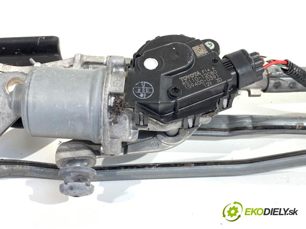 TOYOTA COROLLA E21 sedan 2020 72 kW 1.8 VVTi Hybrid (ZWE211, MZEA12) 1798 Mechanizmus stieračov predný 85110-12C80 (Motorček stieračov predný)