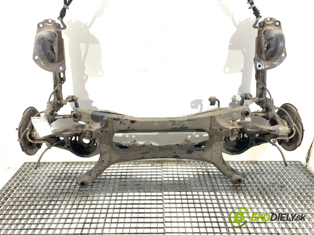 TOYOTA COROLLA E21 sedan 2020 72 kW 1.8 VVTi Hybrid (ZWE211, MZEA12) 1798 Výstuha zad