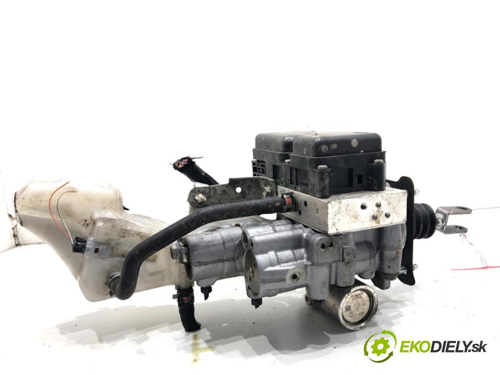 TOYOTA COROLLA E21 sedan 2020 72 kW 1.8 VVTi Hybrid (ZWE211, MZEA12) 1798 Posilovač bŕzd 47270-47040