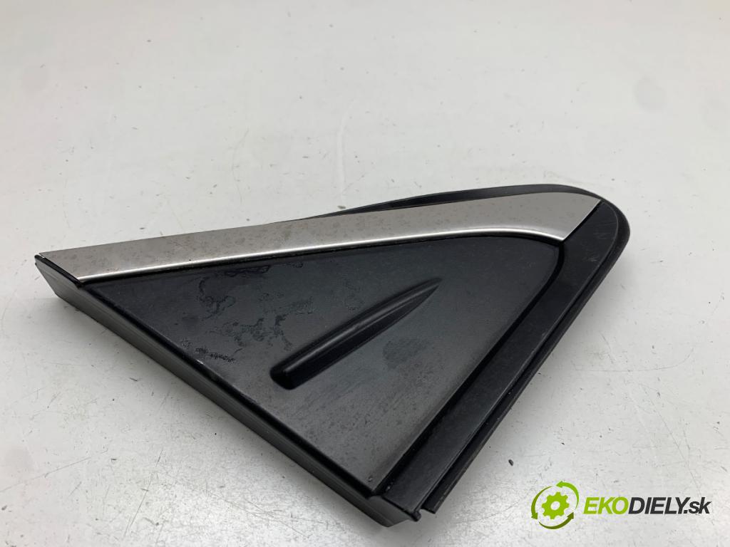 TOYOTA COROLLA E21 sedan 2020 72 kW 1.8 VVTi Hybrid (ZWE211, MZEA12) 1798 trojuholník Kryt zrkadla pravá 60117-02250