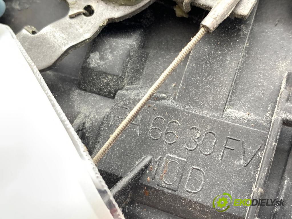 VW TOURAN nadwozie wielkoprzestrzenne (MPV) 2014 77 kW 1.6 TDI 1598 zámok Dvere pravy zad 7L0839016H