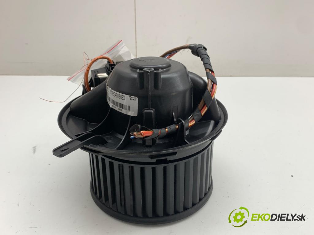 VW TOURAN nadwozie wielkoprzestrzenne (MPV) 2014 77 kW 1.6 TDI 1598 ventilátor kúrenia