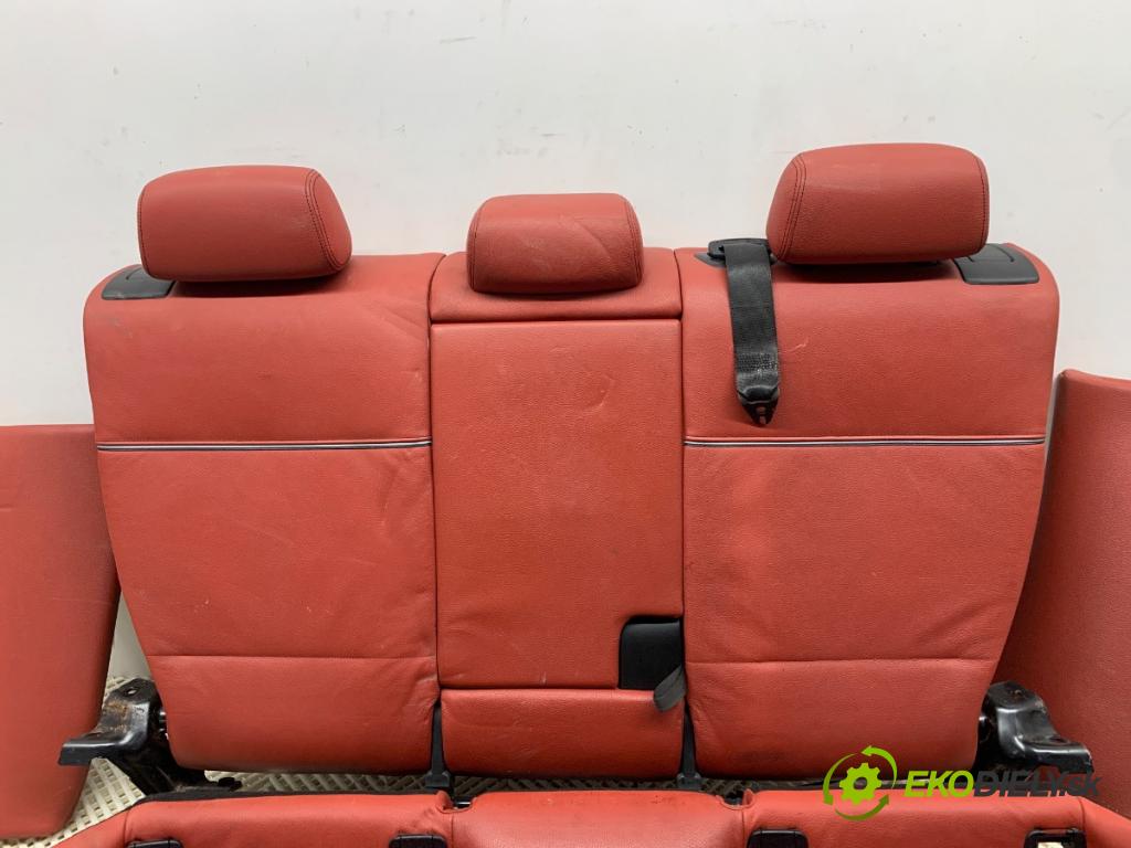 BMW E84 SUV 2013 180 kW xDrive 28 i 1997 sedadla sedačky sedadlo boční