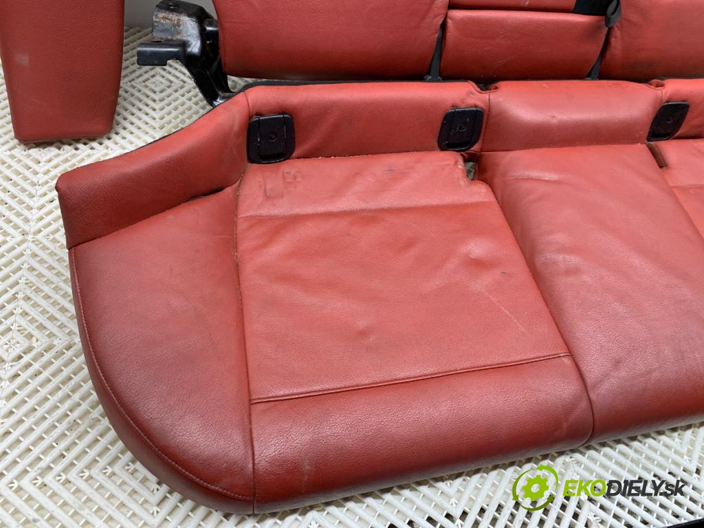 BMW E84 SUV 2013 180 kW xDrive 28 i 1997 sedadla sedačky sedadlo boční