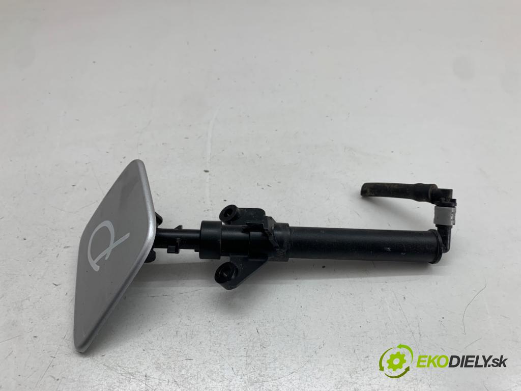 VOLVO V40 liftback 2014 110 kW D3 1984 ostrekovača svetla pravy predný 31276118