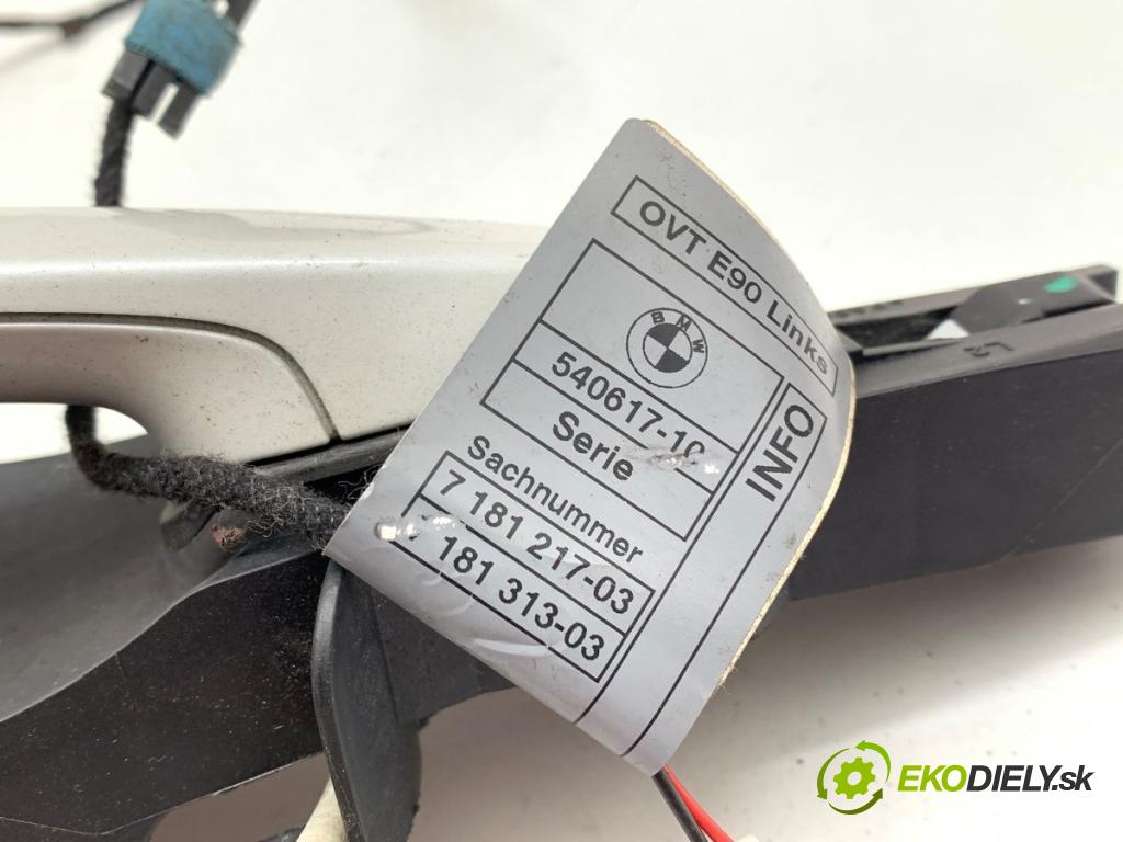 BMW E84 SUV 2013 180 kW xDrive 28 i 1997 klika vnejší pravý přední část