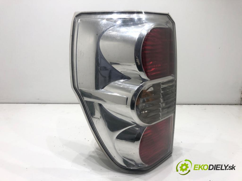 SUZUKI GRAND VITARA II samochód terenowy zamknięty 2006 95 kW 1.9 DDiS Napęd na wszystkie koła (JT419, TD44, JB419WD,... 1870 Svetlo ľavy zad 35603-64J1