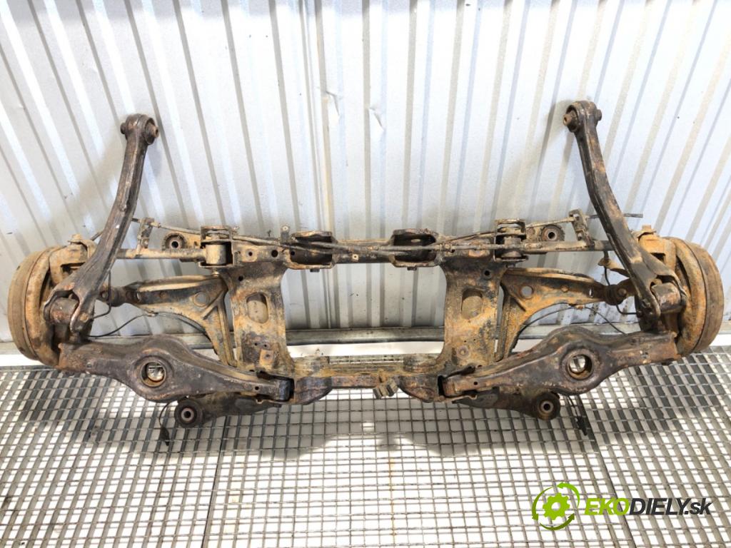 SUZUKI GRAND VITARA II samochód terenowy zamknięty 2006 95 kW 1.9 DDiS Napęd na wszystkie koła (JT419, TD44, JB419WD,... 1870 Výstuha zad