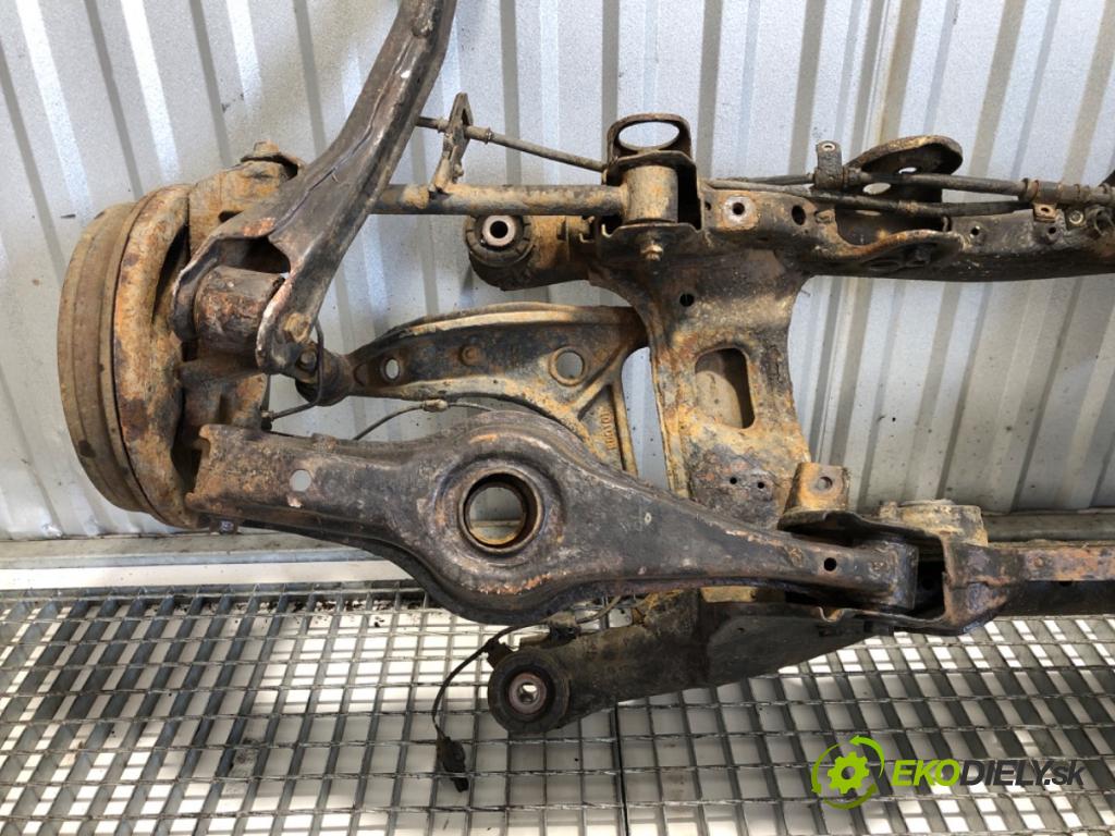 SUZUKI GRAND VITARA II samochód terenowy zamknięty 2006 95 kW 1.9 DDiS Napęd na wszystkie koła (JT419, TD44, JB419WD,... 1870 Výstuha zad