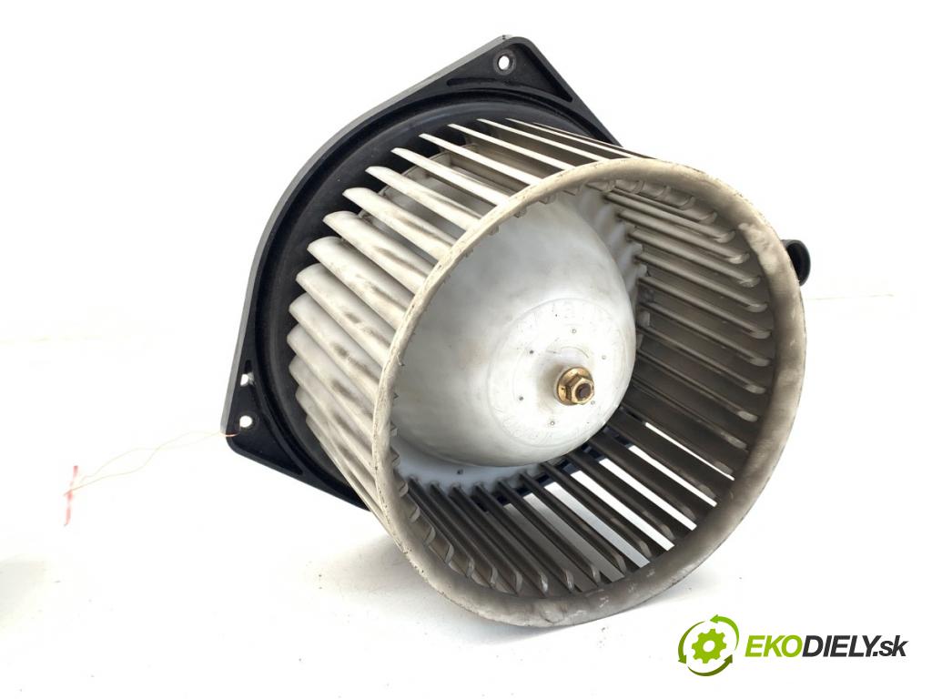 SUZUKI GRAND VITARA II samochód terenowy zamknięty 2006 95 kW 1.9 DDiS Napęd na wszystkie koła (JT419, TD44, JB419WD,... 1870 ventilátor kúrenia CSA431D207B