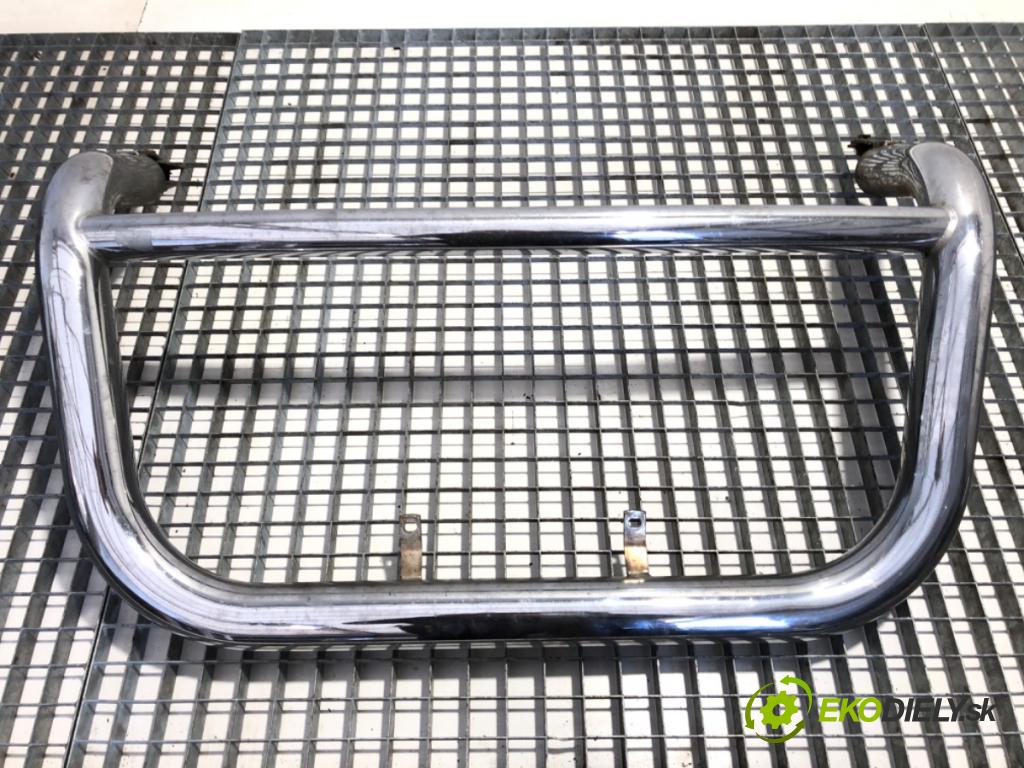 SUZUKI GRAND VITARA II samochód terenowy zamknięty 2006 95 kW 1.9 DDiS Napęd na wszystkie koła (JT419, TD44, JB419WD,... 1870 POTRUBÍ: přední část
