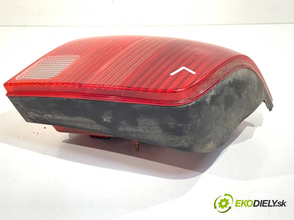 VW PASSAT B5 Kombi 1997 74 kW 1.6 1595 Svetlo ľavy zad 3B9945111F