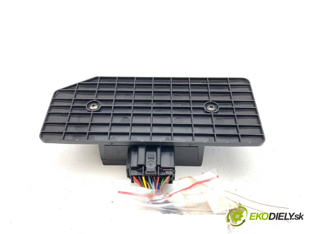 VW PASSAT B5 Kombi 1997 74 kW 1.6 1595 Modul komfortu 3B0959799 (Modul komfortu)