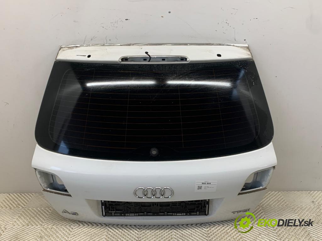 AUDI A3 8P liftback 2010 92 kW 1.4 TFSI 1390 kapota zadní část 