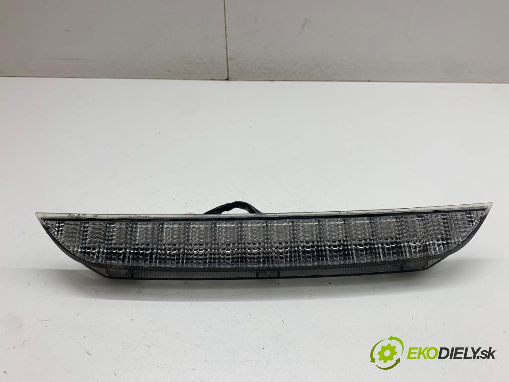 MITSUBISHI OUTLANDER II SUV 2010 130 kW 2.2 DI-D 4WD 2268 Svetlo brzdových svetiel P5631