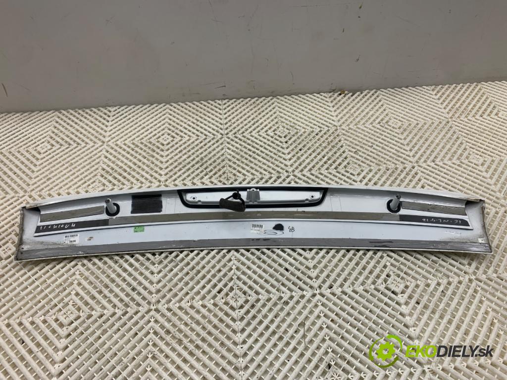 AUDI A3 8P liftback 2010 92 kW 1.4 TFSI 1390 Spoiler 8P4827933 (Spoiler)