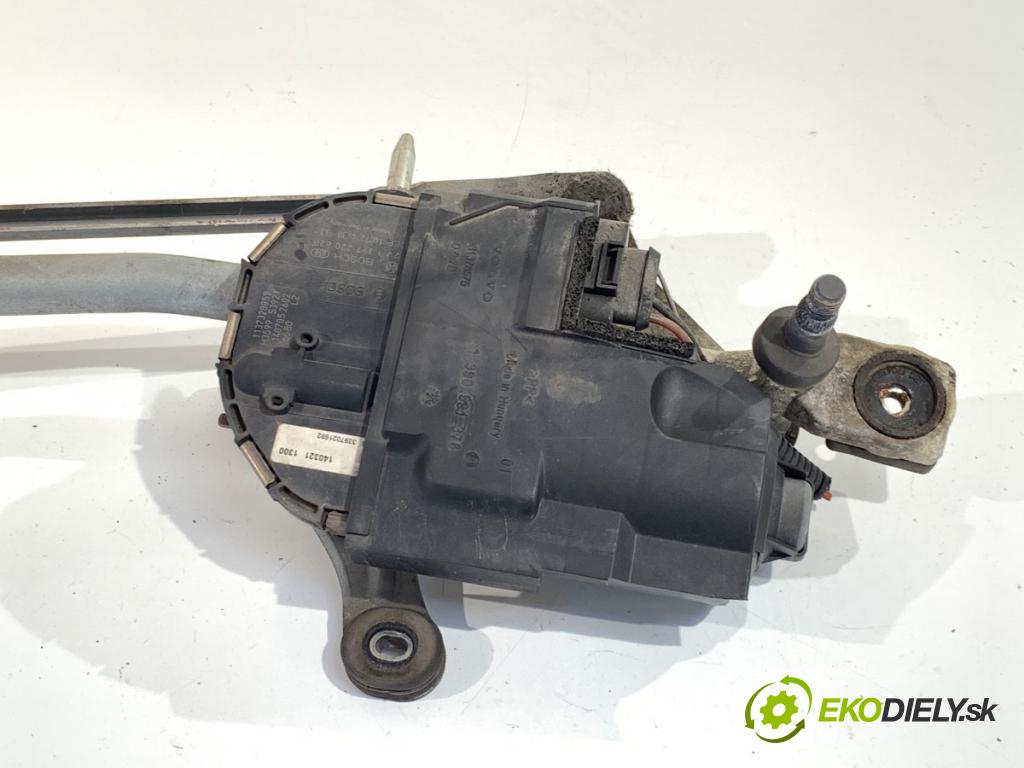 VOLVO V40 liftback 2014 110 kW D3 1984 mechanismus stěračů přední část 3397021692 (Motorek stěračů přední)