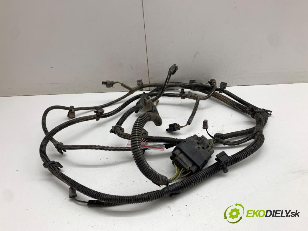 VOLVO V40 liftback 2014 110 kW D3 1984 Káblovačka PDC zad 31327377
