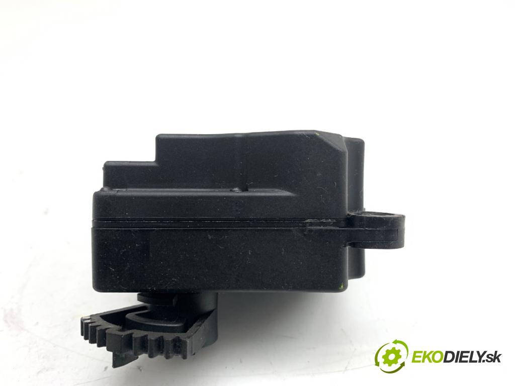 VOLVO V40 liftback 2014 110 kW D3 1984 Motor kúrenia 4N5H-19E616-BA