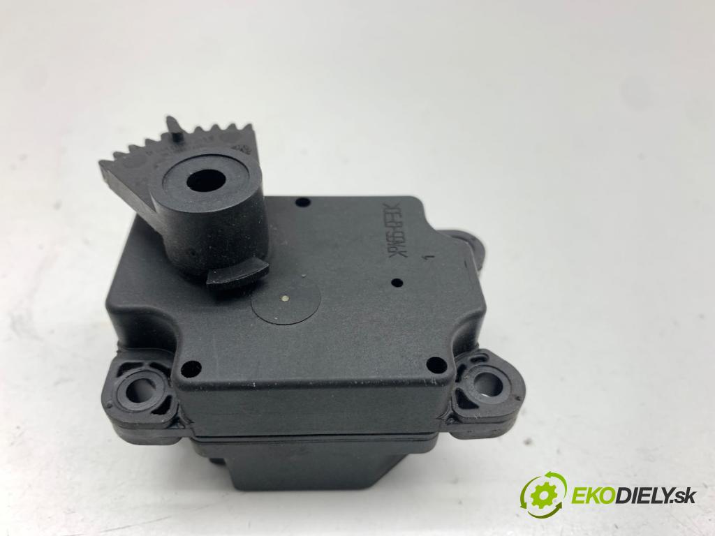 VOLVO V40 liftback 2014 110 kW D3 1984 Motor kúrenia 4N5H-19E616-BA