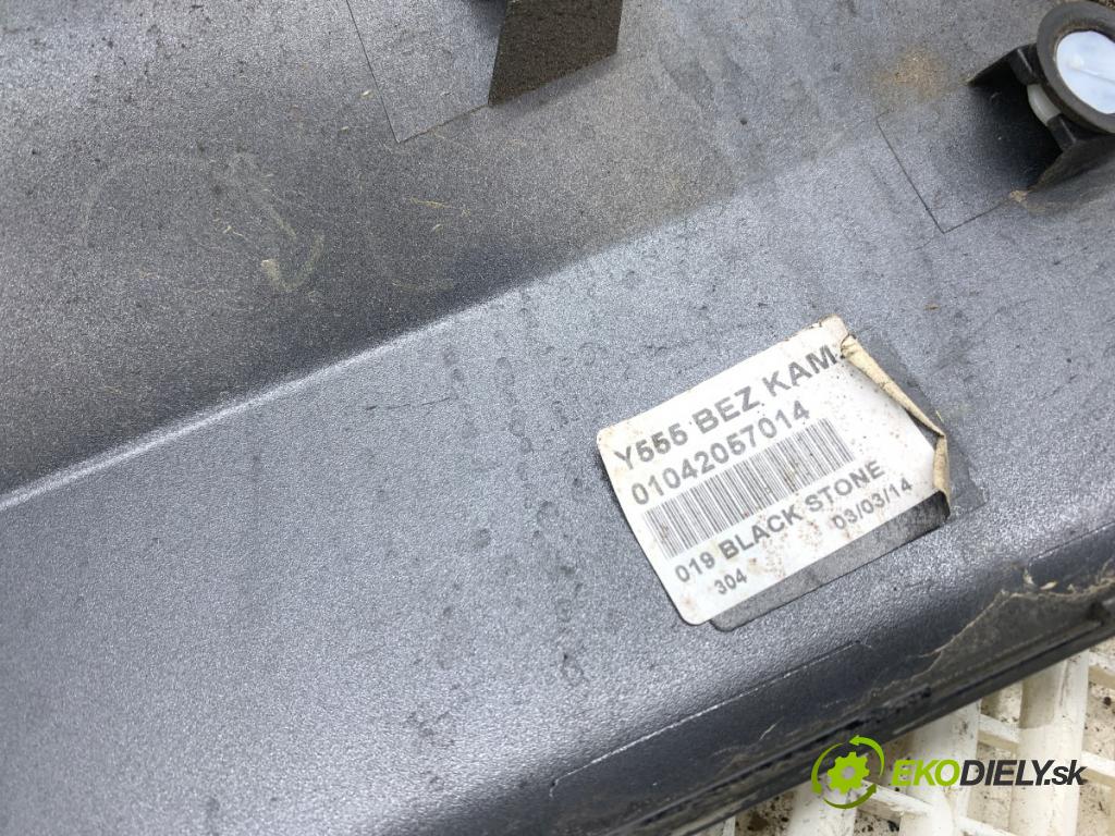 VOLVO V40 liftback 2014 110 kW D3 1984 zadní část - čelo dveří zadní část 31301301