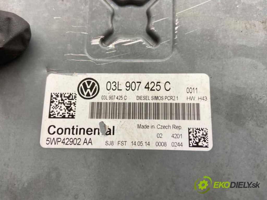 VW TOURAN nadwozie wielkoprzestrzenne (MPV) 2014 77 kW 1.6 TDI 1598 riadiaca jednotka Motor 03L907425C (Riadiaca jednotka)